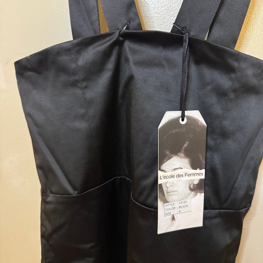 L’ecole des Femmes Mini Pencil Suspender Skirt in Heavy Satin - Size 4, BLACK - Picture 3 of 6